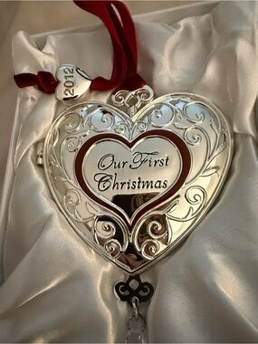 Things Remembered Silver❣️ Can be engraved.
